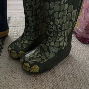 Reptile Patterned Green Boots for Pets